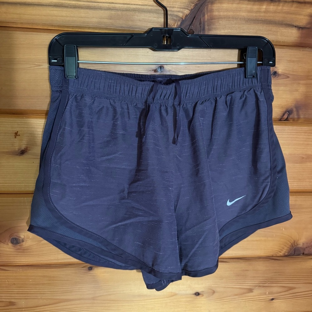 Nike Dri Fit Lined Purple Athletic Running Shorts | size medium